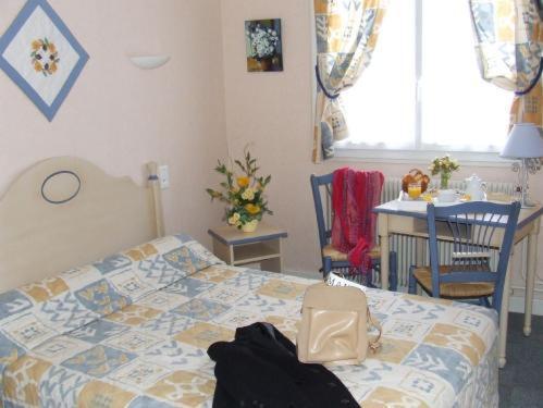 Hotel De La Poste Chagny  Kültér fotó